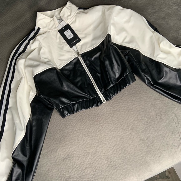 Crop top Leather jacket - Picture 1 of 1